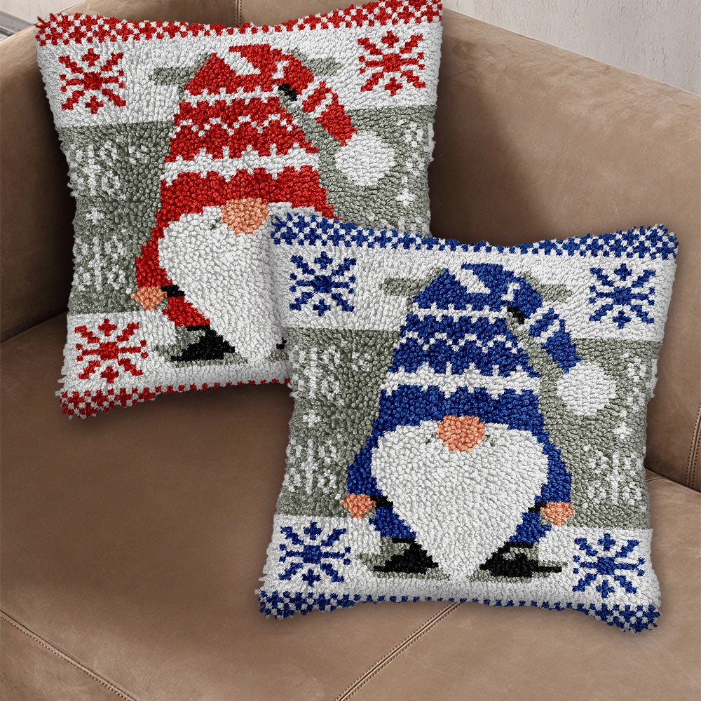 Christmas Gnomes Latch Hook Pillow Kit