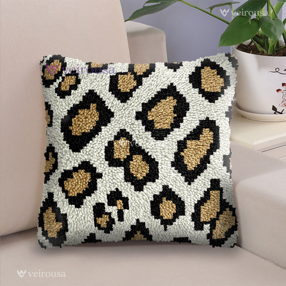 Veirousa Leopard Print Latch Hook Pillow Kit